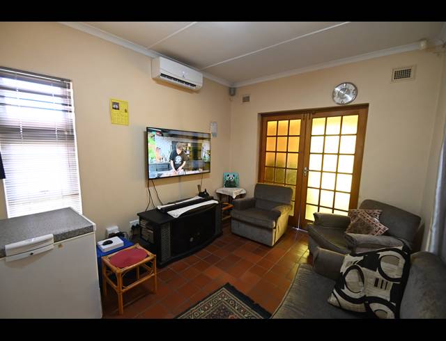 4 BEDROOM HOUSE FOR SALE IN SHERWOOD